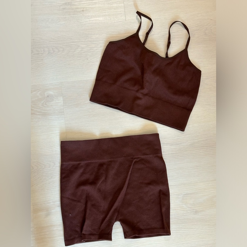 Brown workout matching ribbed set
